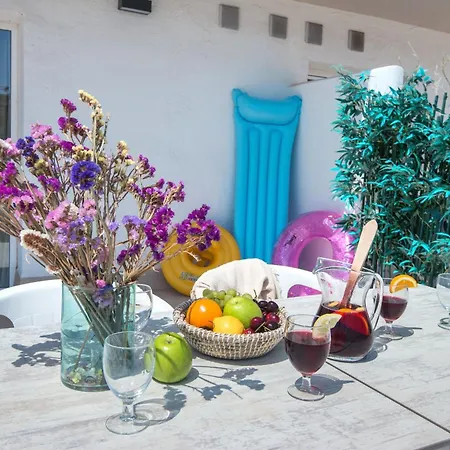 Bamblue Boutique Apartments Pineda De Mar Exterior foto