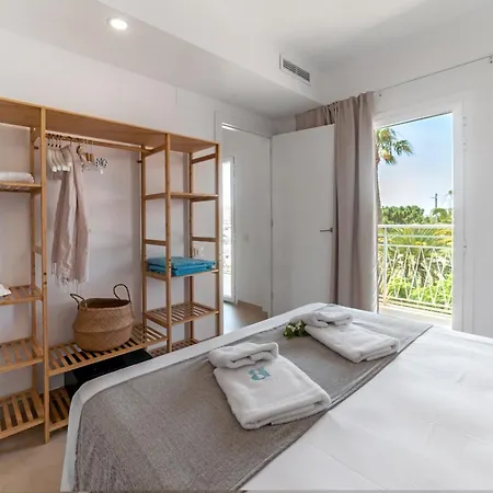 Bamblue Boutique Apartments Pineda De Mar Exterior foto